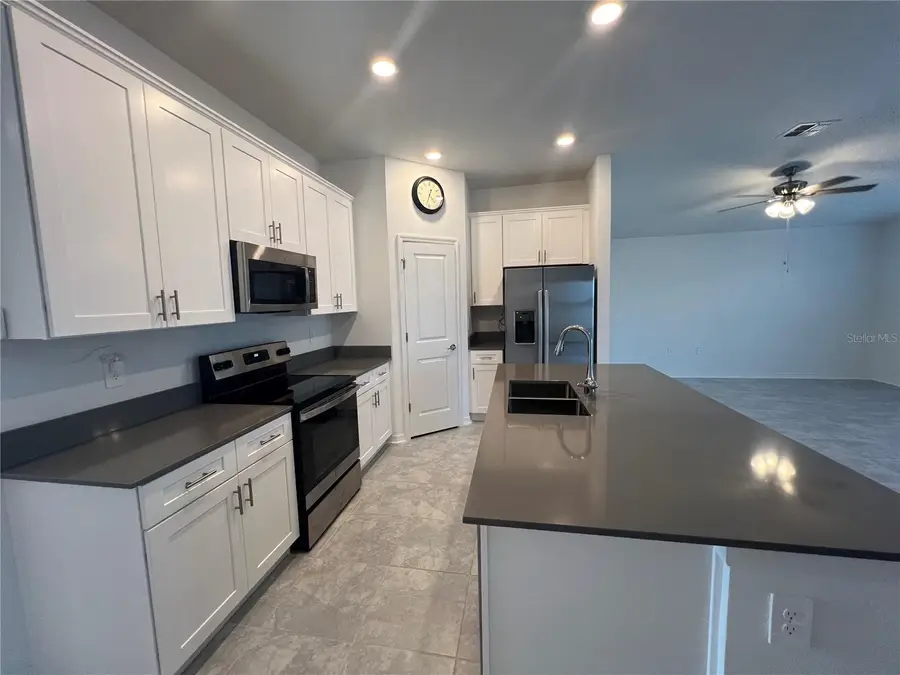 688 Silver Palm Drive, Haines City, FL 33844 - Image #3