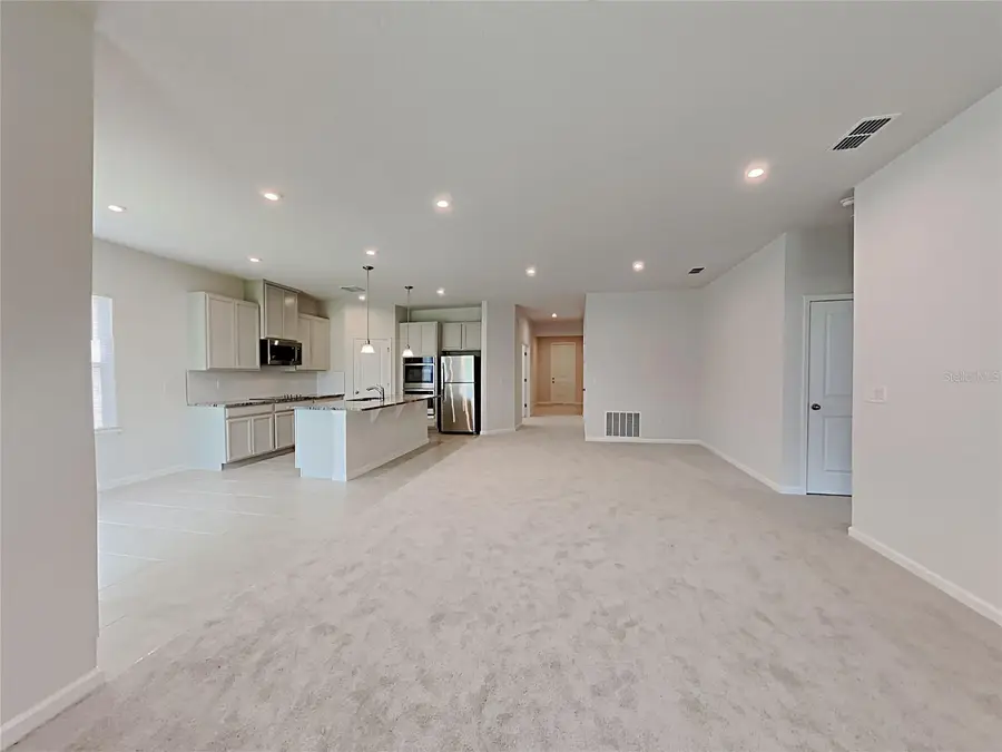 221 Siesta Vista Court, Davenport, FL 33896 - Image #2