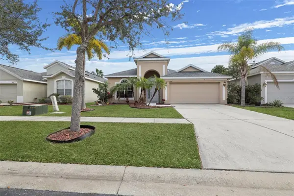 5229 Clover Mist Drive, APOLLO BEACH, FL 33572