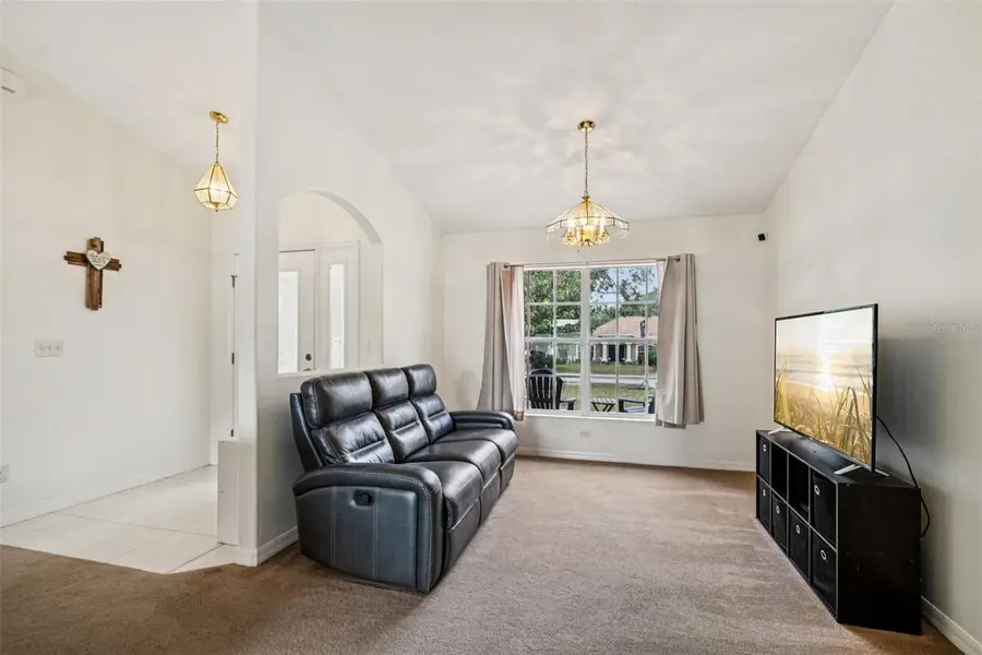 10118 Rockdale Drive, Leesburg, FL 34788 - Image #2