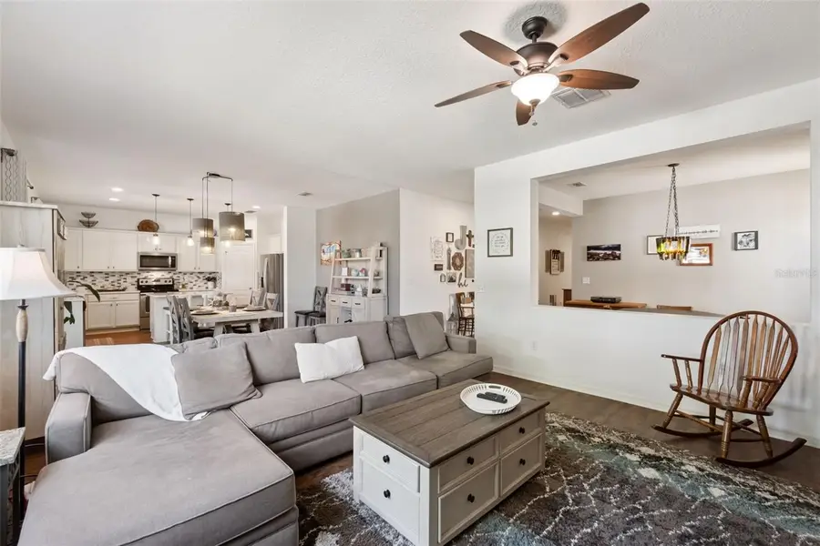 2813 Shelburne Way, Saint Cloud, FL 34772 - Image #2