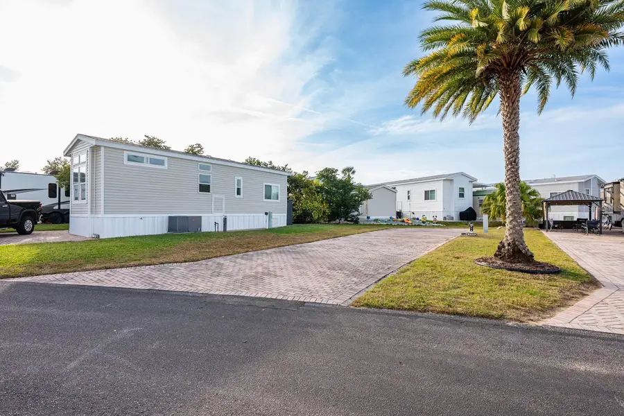 2439 Palm Street #214, Clermont, FL 34714 - Image #2