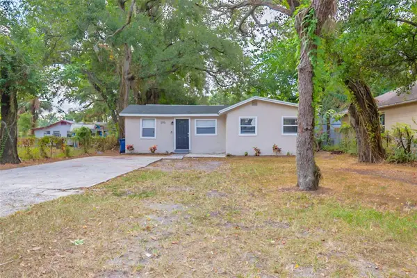 2115 E Ellicott Street, TAMPA, FL 33610