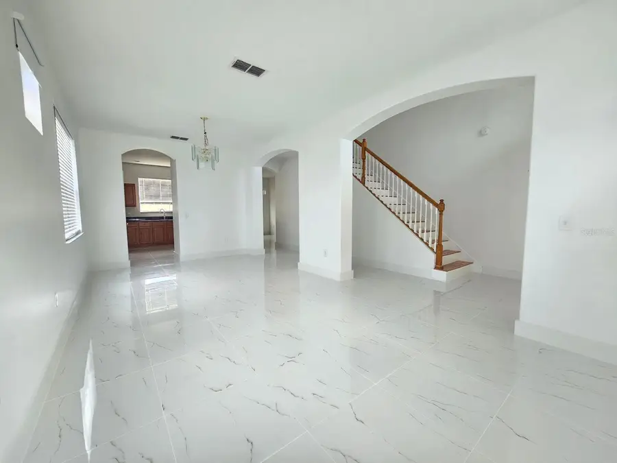 2718 Lucas Lakes Lane, Kissimmee, FL 34744 - Image #3