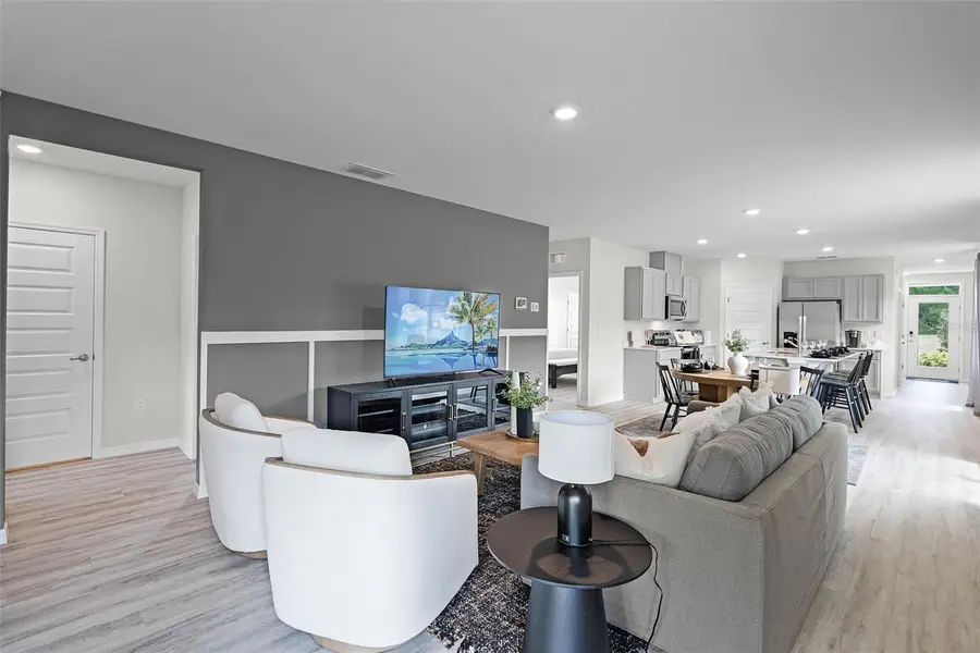 806 Ambleside Drive, Haines City, FL 33844 - Image #3