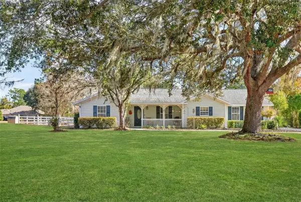 5940 NE 57th Loop, SILVER SPRINGS, FL 34488