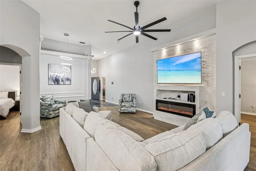 221 Westmoreland Circle, Kissimmee, FL 34744 - Image #3