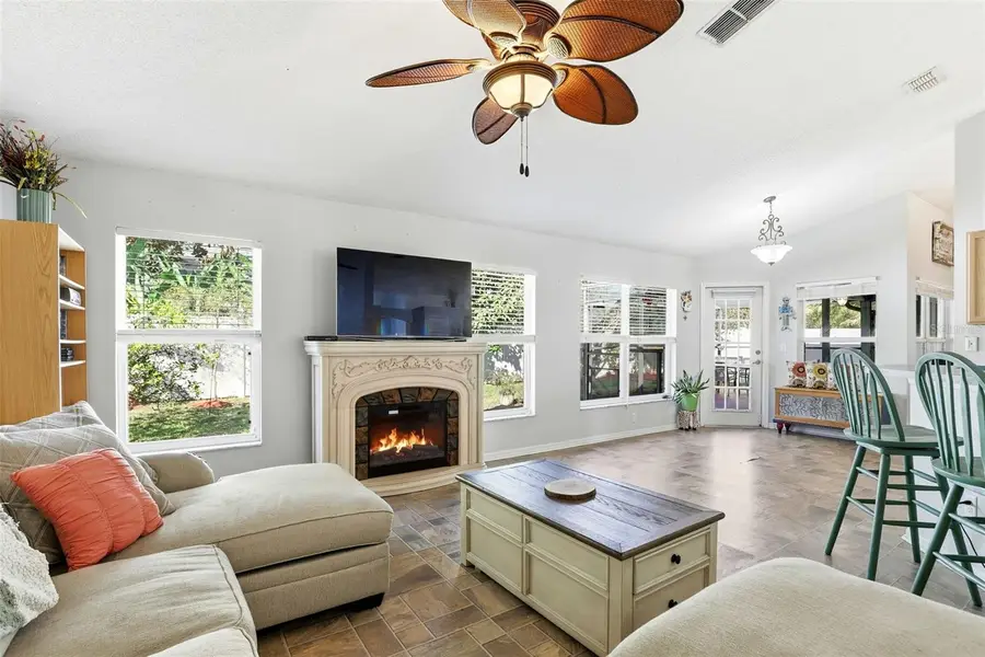 1012 Marisol Court, Orlando, FL 32828 - Image #3