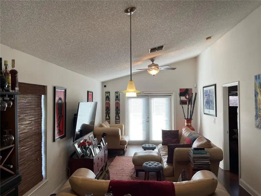 5501 Chatham Woods Court, Orlando, FL 32808 - Image #3