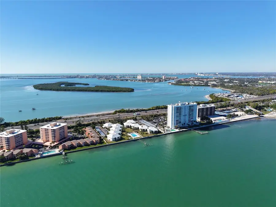 7310 Sunshine Skyway Lane S #112, Saint Petersburg, FL 33711 - Image #2