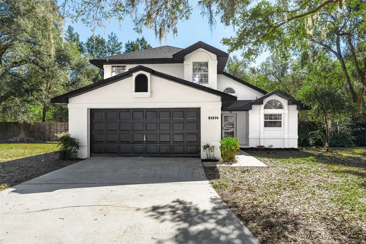 1216 Linmar Avenue, Fruitland Park, FL 34731 - Image #1