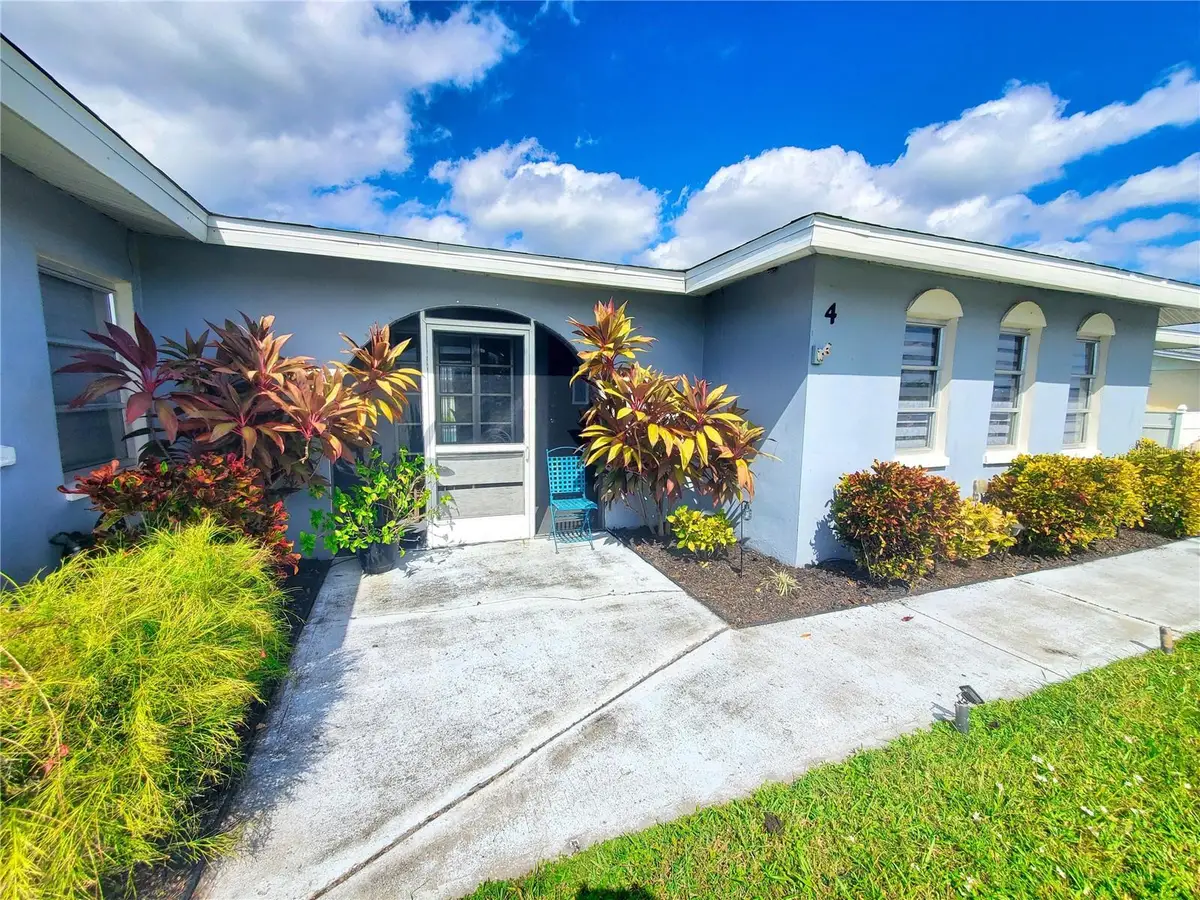 4 Golfview Road, Rotonda West, FL 33947 - Image #1