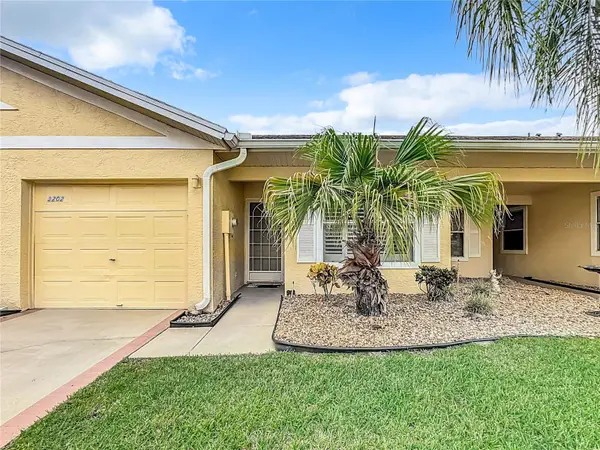 3202 Queen Palms Court, KISSIMMEE, FL 34747