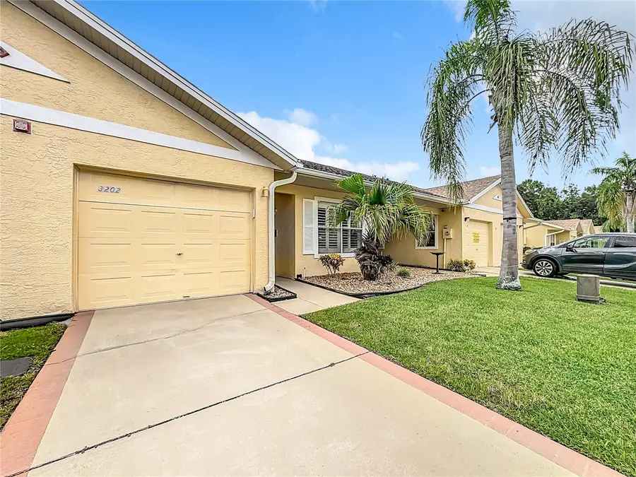 3202 Queen Palms Court, Kissimmee, FL 34747 - Image #3