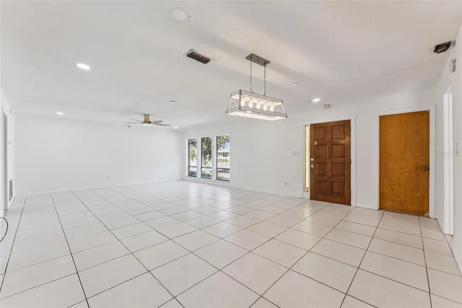 1457 Magellan Circle #1003, Orlando, FL 32818 - Image #3