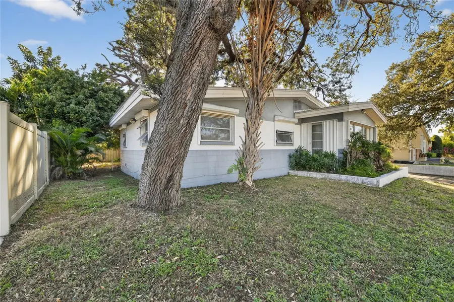 6620 Gulfport Boulevard S, South Pasadena, FL 33707 - Image #2