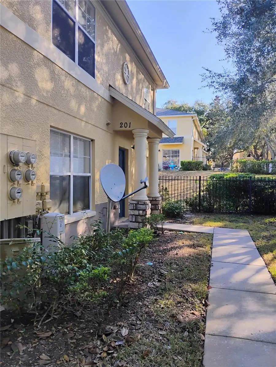 201 Draw Bridge Lane, Valrico, FL 33594 - Image #3