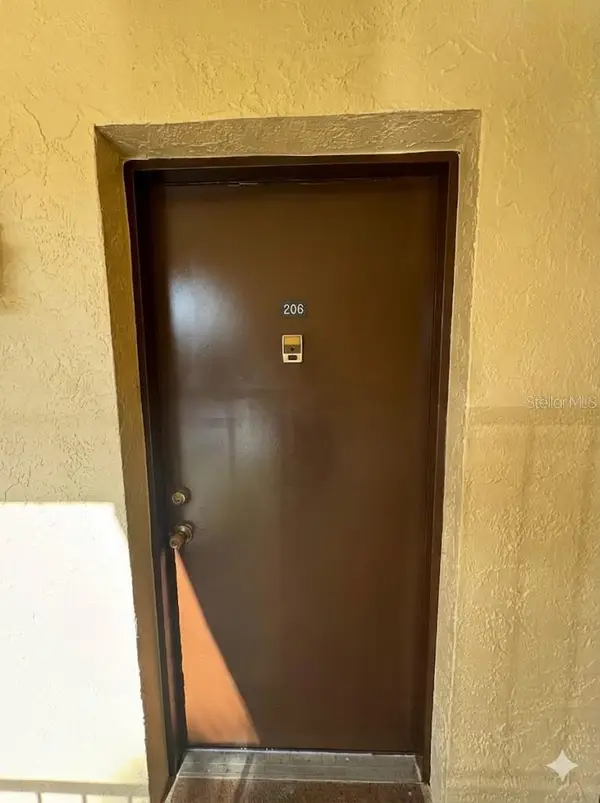 2050 Oleander Boulevard #10-206, FORT PIERCE, FL 34950