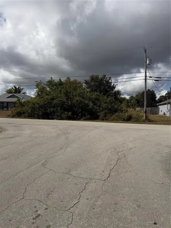 4244 SW Jame Street, PORT ST LUCIE, FL 34953