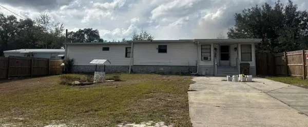 42201 Dogwood Avenue, DELAND, FL 32720