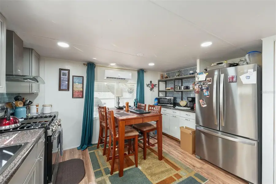 18486 SE 52nd Street, Ocklawaha, FL 32179 - Image #2