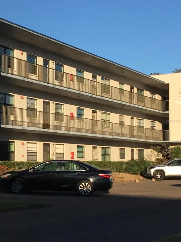 5969 Terrace Park Drive N #104, ST PETERSBURG, FL 33709