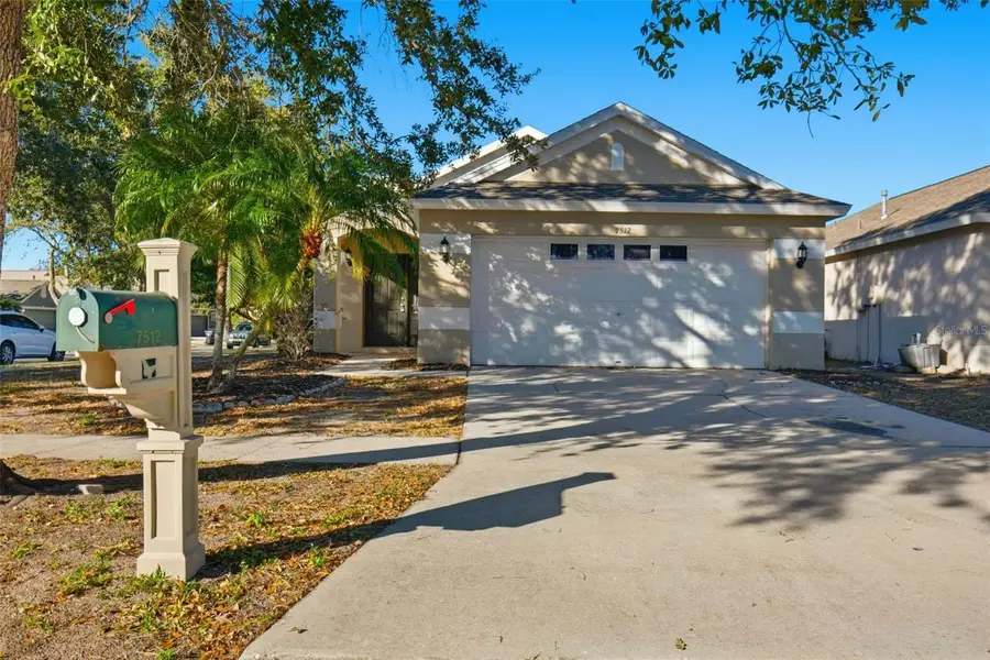 7512 Oxford Garden Circle, Apollo Beach, FL 33572 - #2