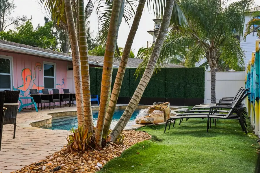 6550 Sabal Drive, Sarasota, FL 34242 - Image #3