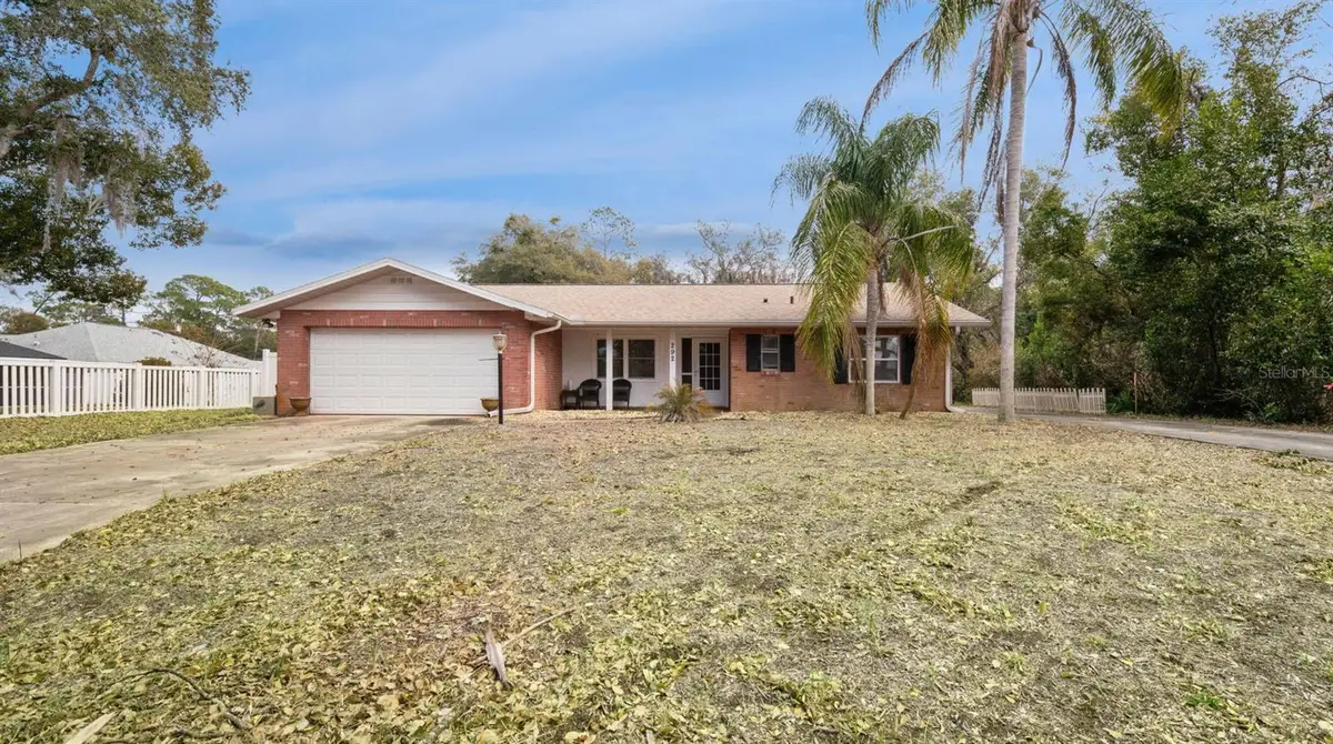 292 E Constance Road, Debary, FL 32713 - #1