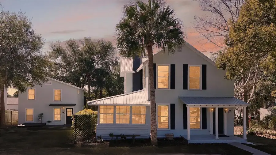 922 Washington Avenue, Eustis, FL 32726 - #2