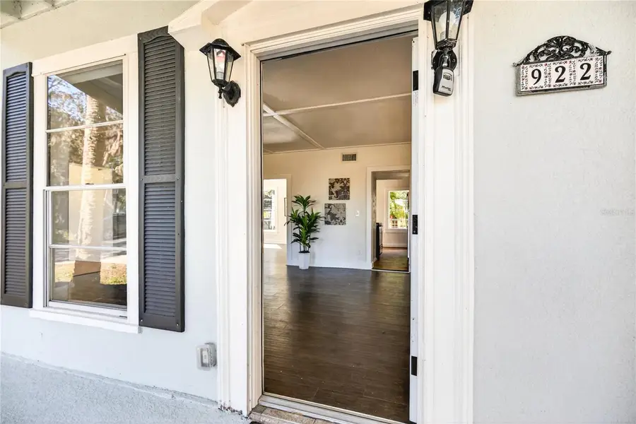 922 Washington Avenue, Eustis, FL 32726 - #3