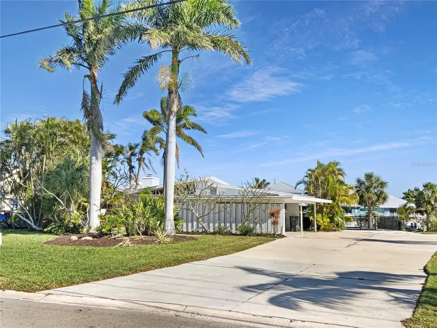 513 Flamingo Drive, Apollo Beach, FL 33572 - #2