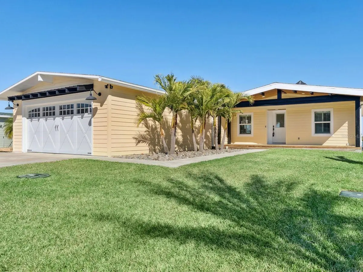 341 Marsh Landing Loop, Oak Hill, FL 32759 - Image #1