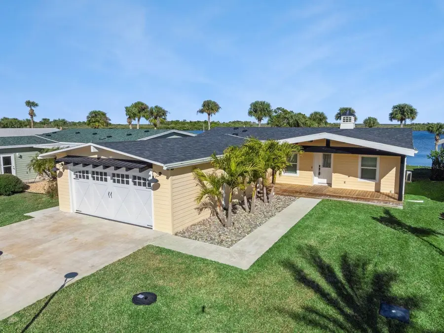 341 Marsh Landing Loop, Oak Hill, FL 32759 - Image #3