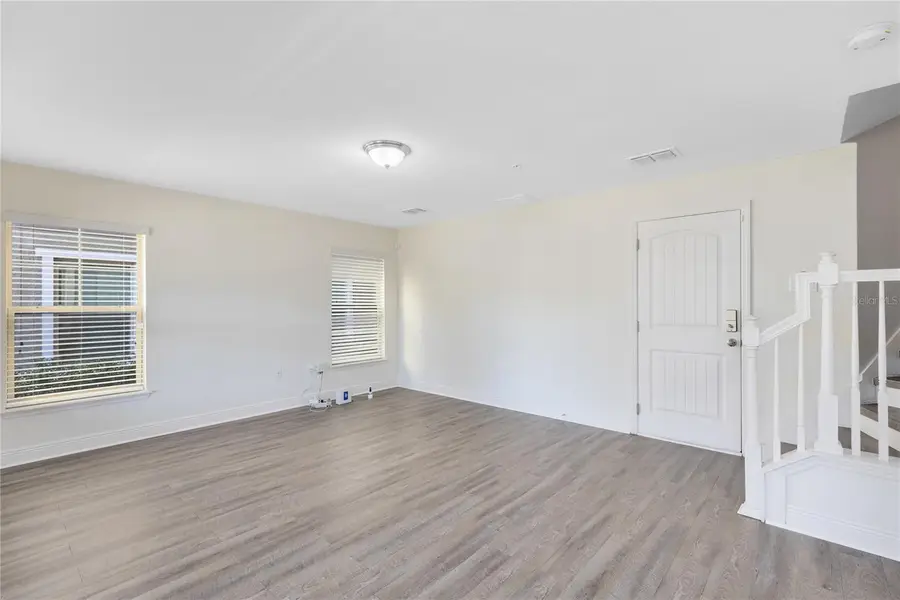 10033 Town Lake Dr, Orlando, FL 32832 - Image #3