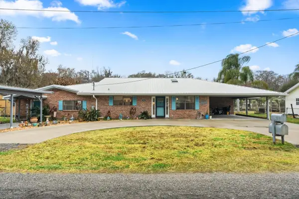 1511 Riveredge Court, ASTOR, FL 32102