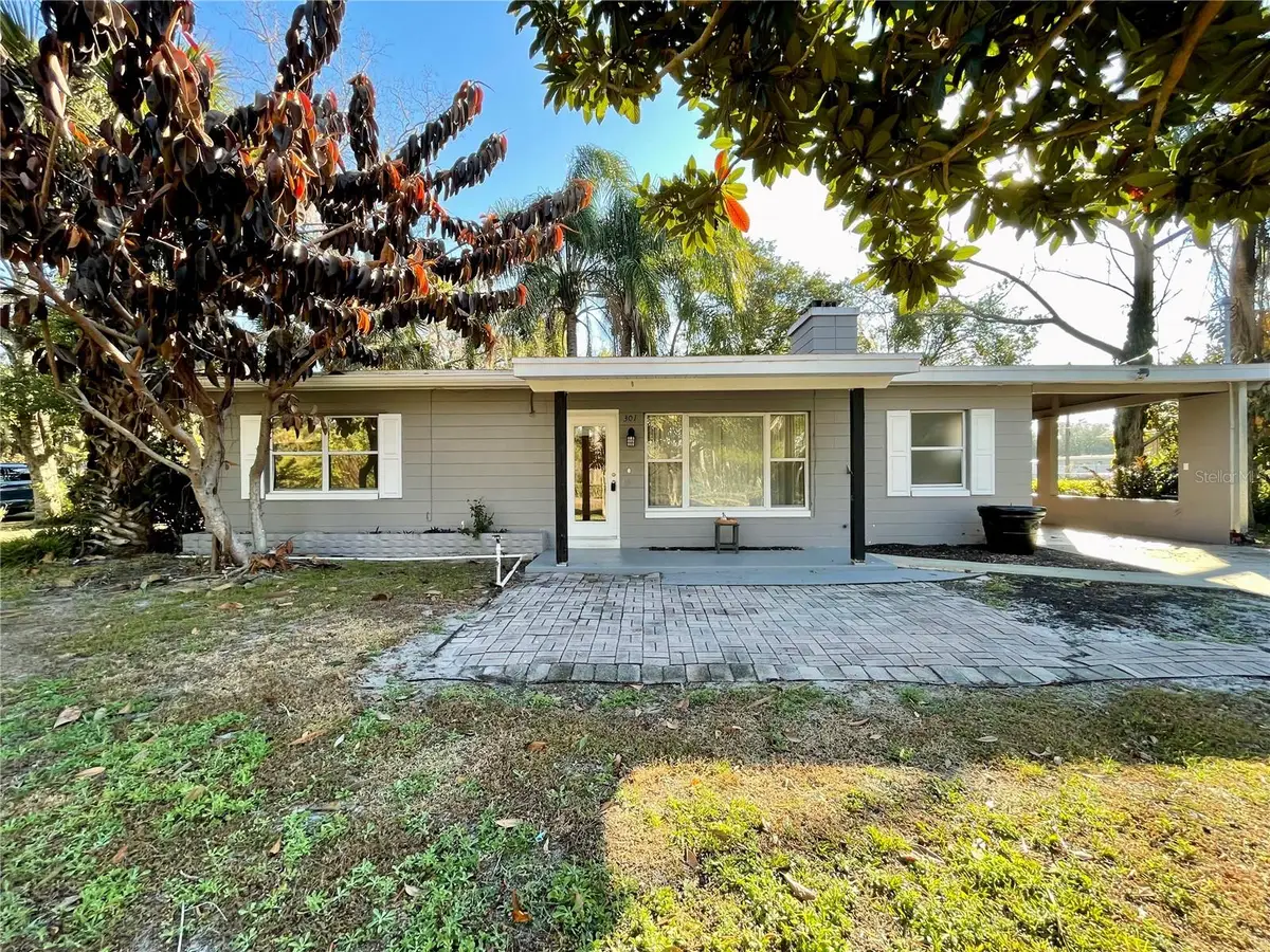 301 Avenue E, Chuluota, FL 32766 - #1