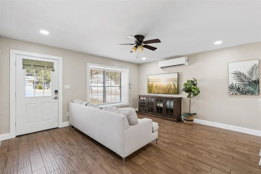 102 Vine Street, Oviedo, FL 32765 - #3