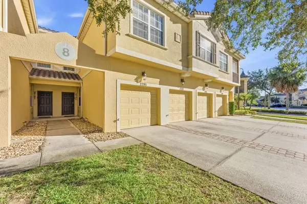2795 Oakwater Drive #2795, KISSIMMEE, FL 34747