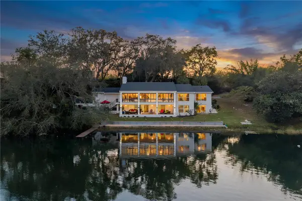 3105 S Lakeshore Court, EUSTIS, FL 32726