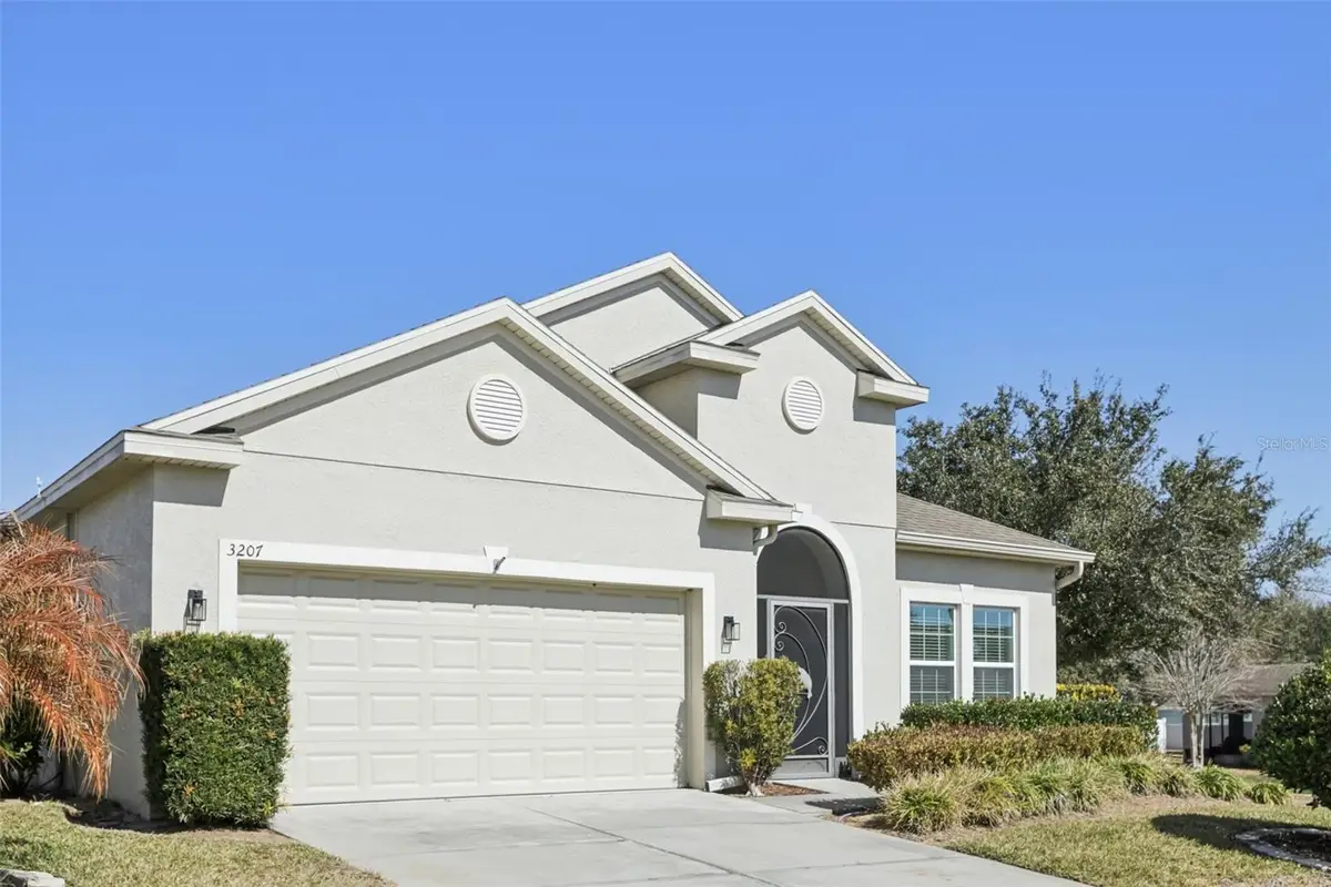 3207 Zander Drive, Grand Island, FL 32735 - #1