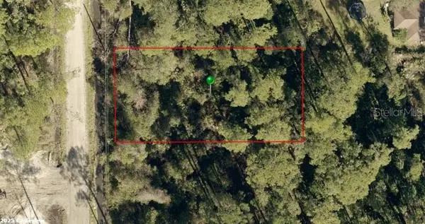 10th Avenue, DELAND, FL 32724