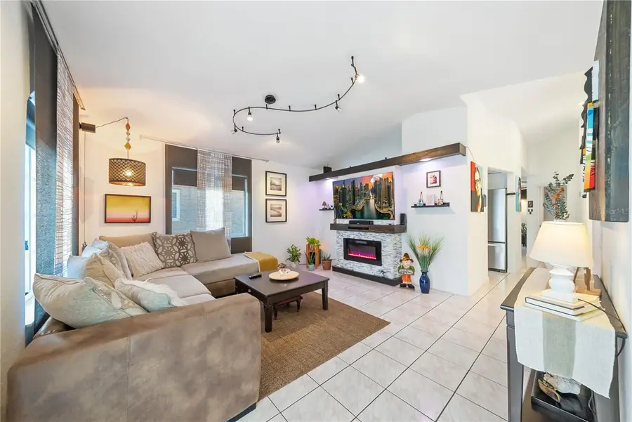 10095 NW 127th Street, Hialeah, FL 33018 - #3