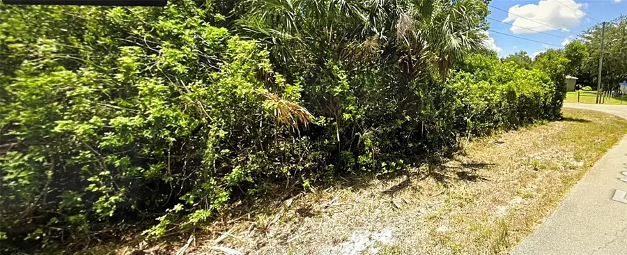 2600 E 19th Street, Lehigh Acres, FL 33972 - #2