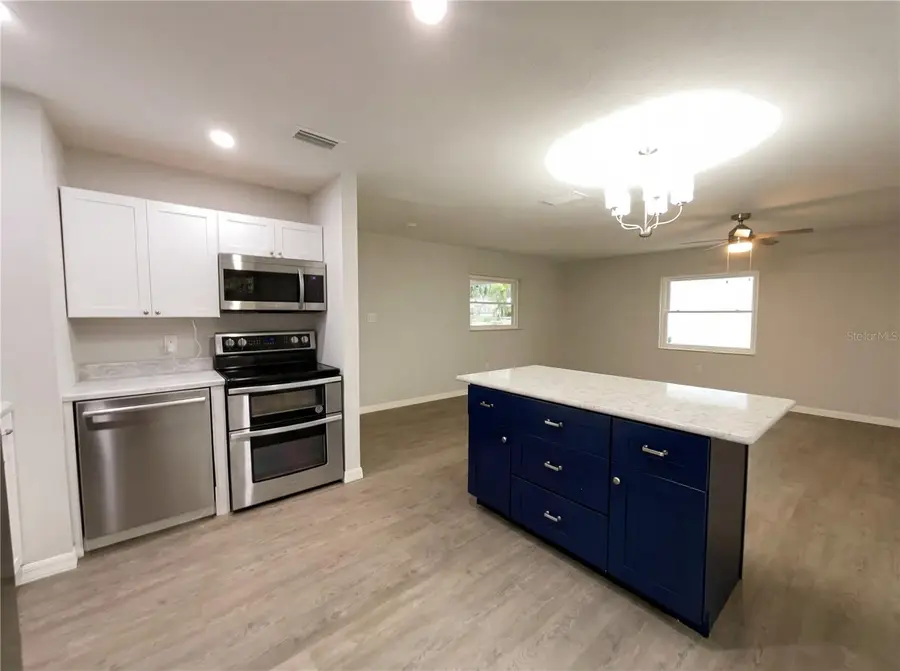 806 Wedgewood Drive, Mount Dora, FL 32757 - #2