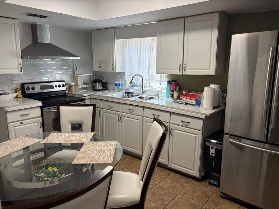 5501 Vance Avenue, Orlando, FL 32810 - #2