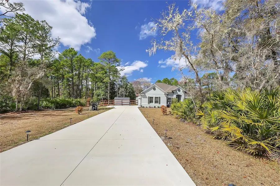 42151 Tamarac Street, Eustis, FL 32736 - #3