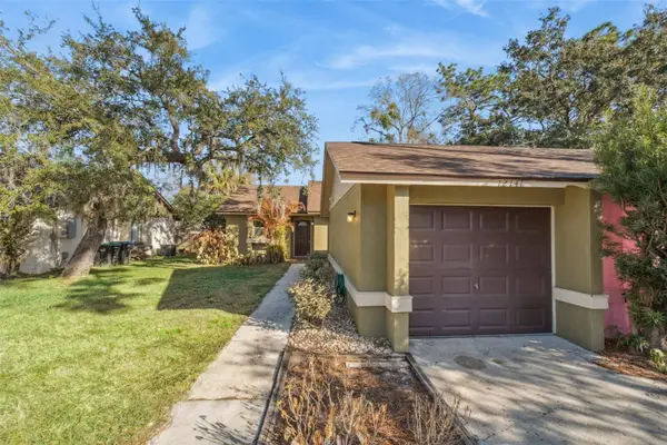 12141 Walden Woods Drive, ORLANDO, FL 32826