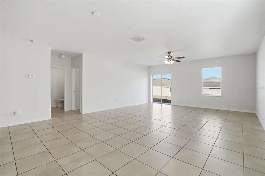 214 English Heritage Place, Dover, FL 33527 - #3