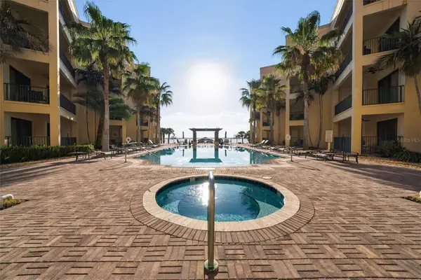 2351 Lakeview Drive #302, SEBRING, FL 33870